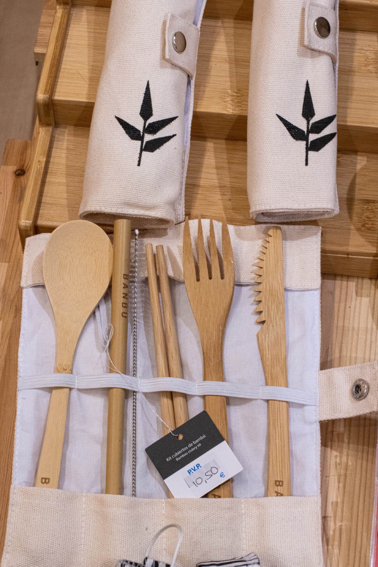 Bamboo cutlery kit